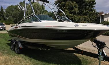 21ft Sea Ray Bowrider Wake Boat for Rent in Kelowna