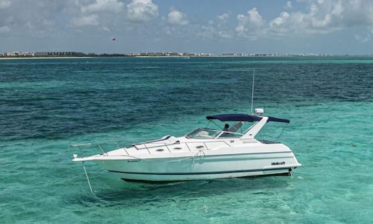 Wellcraft Will Motor Yacht Rental in Cancun, Mexico