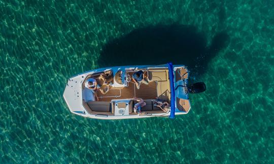 Alestar Promax 22' Deck Boat Rental in Dubrovnik, Dubrovnik-Neretva County