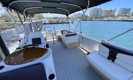 2022 Lexington 24' Luxury Pontoon in Sarasota