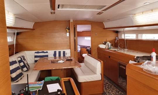 Velero Jeanneau Sun Odyssey 509 disponible en Río de Janeiro