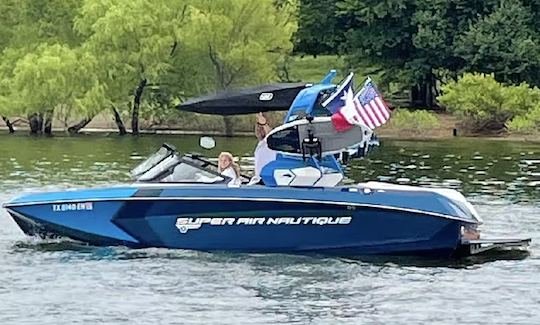 "Gas Included" Super Air Nautique G23 Wakesurf Rental in Lake Lewisville, Texas