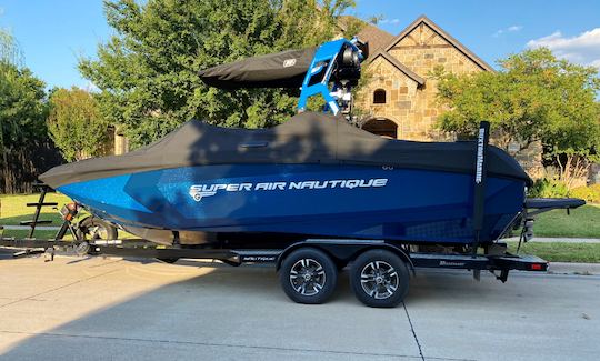 "Gas Included" Super Air Nautique G23 Wakesurf Rental in Lake Lewisville, Texas