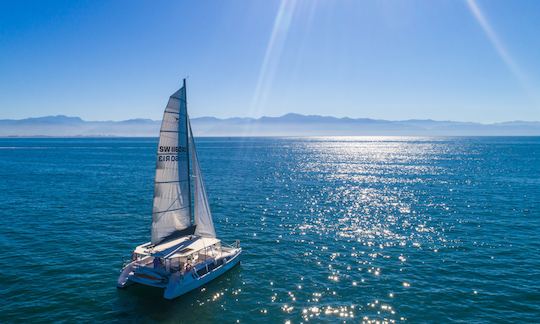 ⚓️ Aluguel de catamarã de cruzeiro Suri 36' em Cruz de Huanacaxtle (inclui comida)