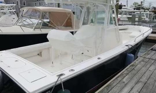 Half Day 26’ Regulator Center Console Powerboat Rental in Hyannis Harbor Cape Cod