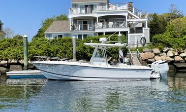 Aluguel de lancha com console central regulador de 26 pés por meio dia em Hyannis Harbor, Cape Cod