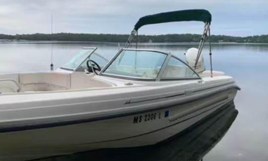 Full Day Rental | 18′ Ventura Boston Whaler in Hyannis Harbor, Massachusetts - Cape Cod