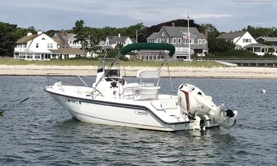 Half Day Rental | 18′ Outrage Boston Whaler in Hyannis Harbor, Massachusetts - Cape Cod