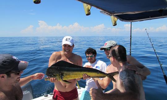 Charter de pesca en un Proline de 27 pies en Ciudad de Panamá, Panamá