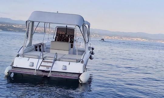 Bateau de pêche sportive Mano Marine 22.50 à louer à Opatija