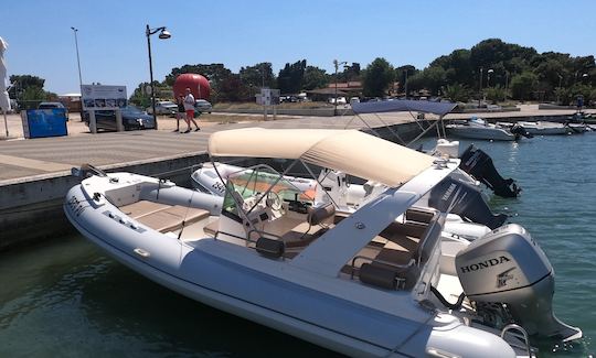 23 ft Robinzon RIB Rental for Up to 10 People in Medulin, Croatia