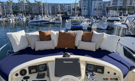 Luxurious 65ft Aicon Power Mega Yacht in Marina del Rey, California