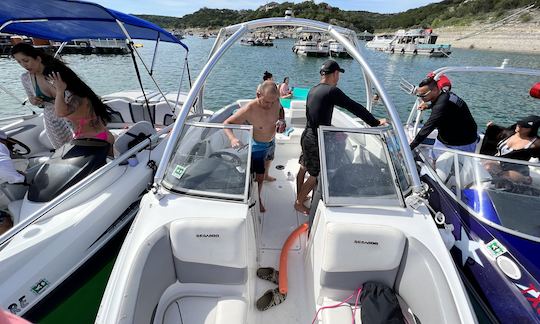 Aluguel de Bowrider Sea Doo 210 Challenger 2012 em Lake Travis ou Lake Austin