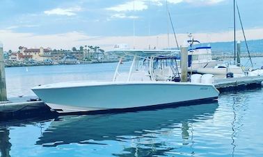 30 foot Jupiter Center Console Rental in Fort Lauderdale, Florida