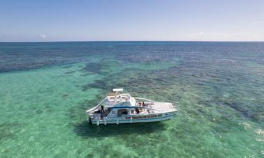 🥇☀️ Unforgettable Beach Time w/ family aboard the Top of the line Yacht🥇☀️ 