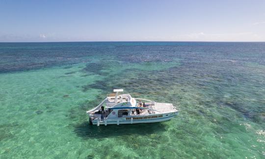 🥇☀️ Unforgettable Beach Time w/ family aboard the Top of the line Yacht🥇☀️ 