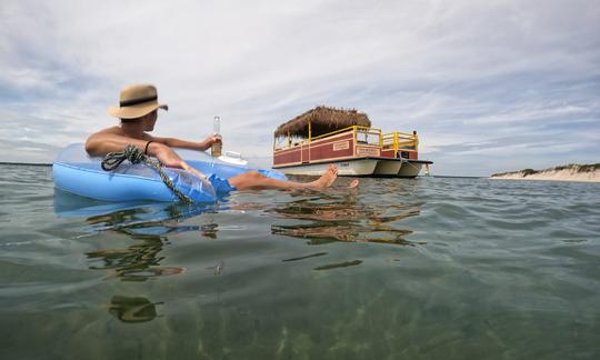 Le bateau Tiki des Hamptons 