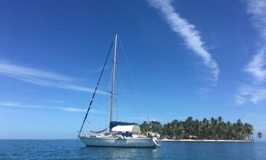 Barco à vela particular Montecarlo 43' nas Ilhas San Blas