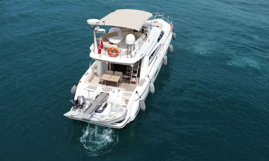 Motor Yacht Charter fits up to 10 people in Mugla