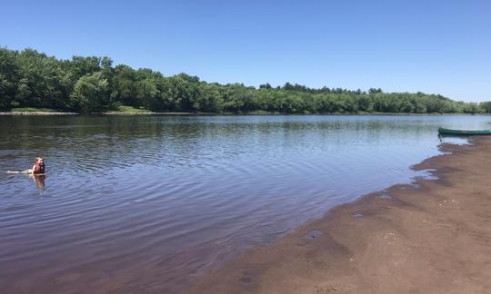 ¡Alquiler de canoas cerca del río St Croix!