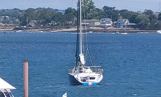 Alquiler de veleros diurnos y trimestrales en New Bedford, Massachusetts y Cape Cod.