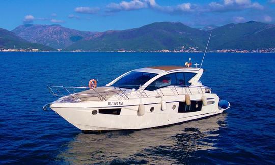 Location d'un nouveau Super Motoryacht Cranchi M44 à Tivat, Municipalité de Tivat