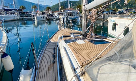 Novo aluguel de iates à vela Dufour360 em Tivat, município de Tivat