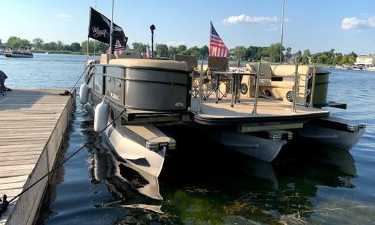 Barletta EXQ23 amplía su pontón de 25 pies con el Capitán Pete en Cass Lake, MI