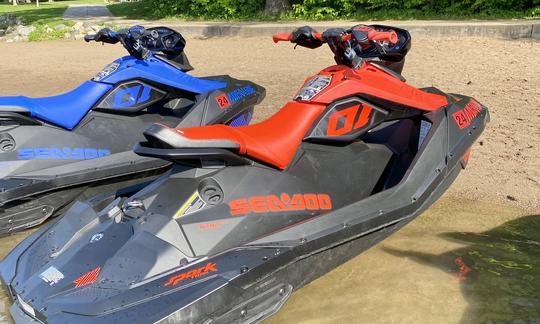 Jet ski SeaDoo Spark Trixx 2UP à louer