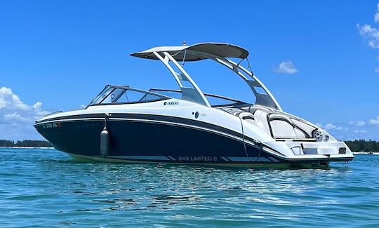 Alquiler de Yamaha 242 Limited S Bowrider en Renton, Washington