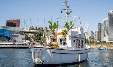 30ft Luxury Boho Yachtini in Vancouver W/Firepit