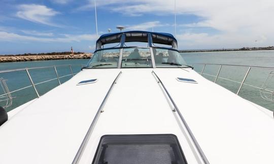 Sea Ray Sundancer 42' com tudo incluído em Tulum