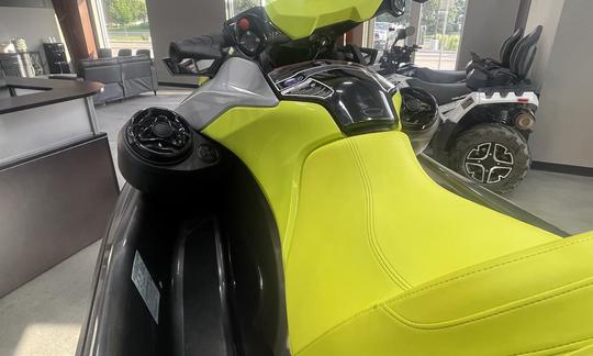 Sea-Doo GTR 230 com aluguel de áudio em Loveland, Colorado