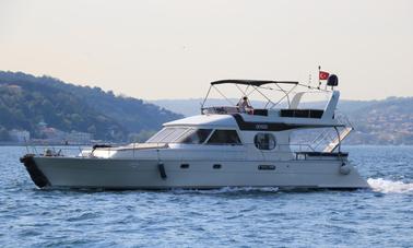 Luxury Yacht for Daily Charter in İstanbul