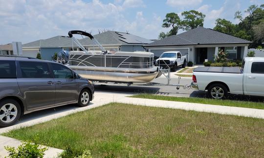 Pontoon Rental in Winter Haven, Florida