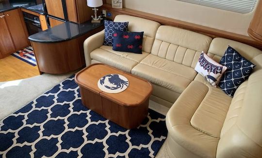 Motor Yacht Charter for 12 people in Toronto, Ontario