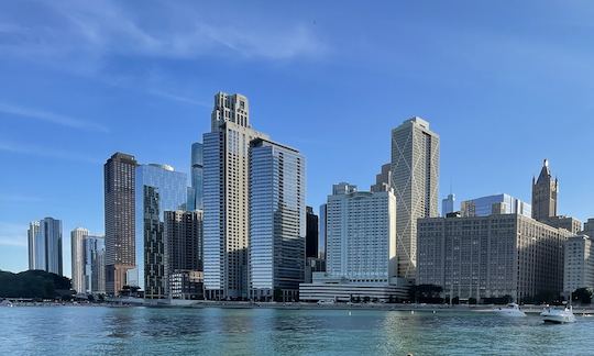 Location de planche à pagaie de 12,6 pouces et 32 pouces de large à Chicago, Illinois