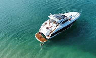 Aluguel de iate de luxo Sunseeker Protofino de 53 pés em Hallandale Beach, Flórida