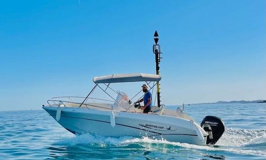 Quicksilver 600 Center Console Boat for Rent in Benalmadena