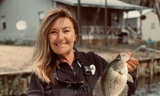 Seasonal crappie fishing Nov - Apr on beautiful Lake Istokpoga