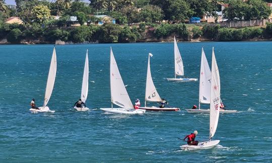 Alquila un bote de vela Laser One en Mombasa, Kenia