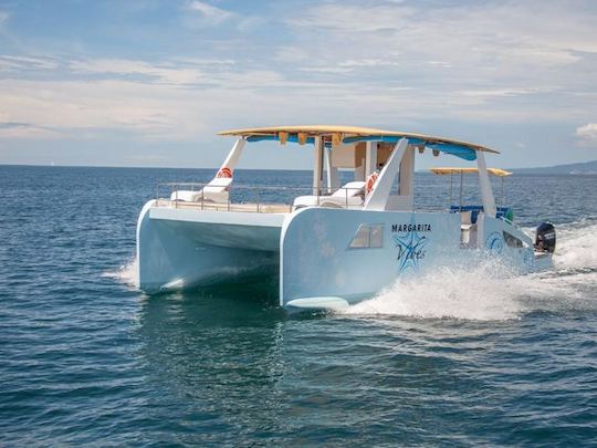 HERMOSO CATAMARAN MARGARITA NUEVO DE LUJO EN PUERTO VALLARTA Y BAHIA DE BANDERAS