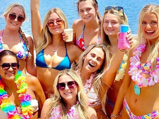 The most luxurious bachelorette Beach Bash in Charleston ** 