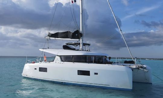 Catamarã Lagoon de luxo de 40 pés. Visite el Cielo Cozumel