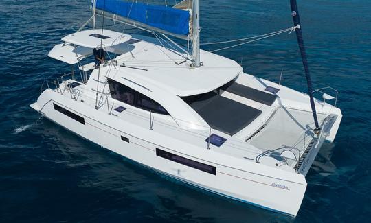 40' Leopard Luxury Catamaran All-Inclusive Charter in Tulum Beach.