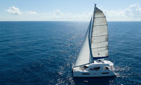 40' Leopard Luxury Catamaran All-Inclusive Charter in Tulum Beach.