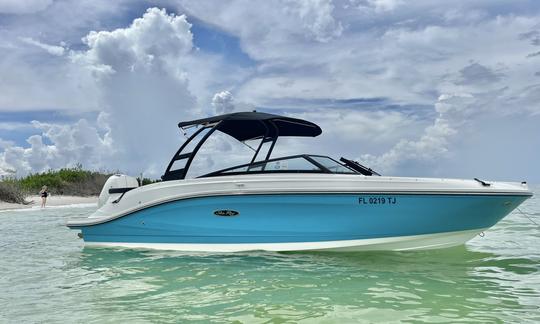 2023 Sea Ray 230 with a 200hp Mercury