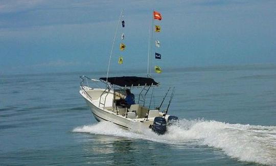 29 ft Center Console Super Panga Boat in La Cruz de Huanacaxtle Marina, Mexico