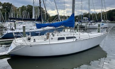 34ft Sailing Yacht in Annapolis, Maryland