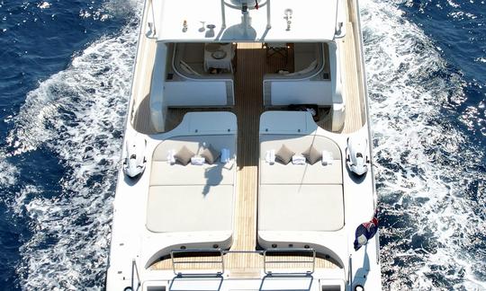 90ft Leopard Power Mega Yacht in Saint Barthélemy